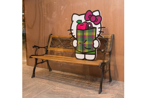 ハローキティも伊勢丹タータンがお好き！　新宿伊勢丹でタータン祭り 画像