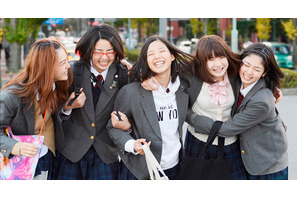 【予告編】「E-girls」石井杏奈と「ジミーズ」がダンスで輝く！　『ガールズ・ステップ』 画像