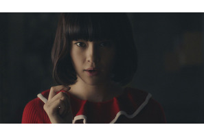 モデルのemmaとおすぎが“共演”!?  チョコクレイジーに変身 画像