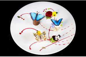 「ヴィヴィアン・ウエストウッド」クリスマス限定スイーツ登場！ 画像