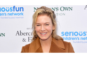 レニー・ゼルウィガー、顔の激変騒動について語る 画像