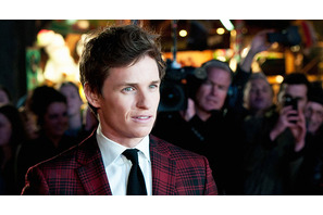 エディ・レッドメイン、英「GQ」誌のベストドレッサー賞に！ 画像