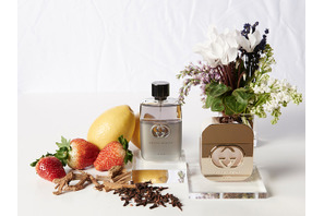 グッチの新作香水！　肌の触れ合い感じるセクシーな香り 画像