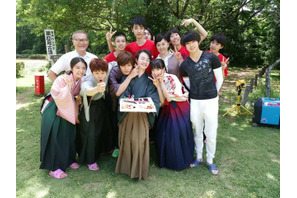 広瀬すずら“チームちはやふる”オフショットが特典!?『ちはやふる -下の句-』前売り発売決定 画像