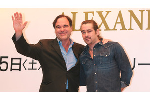 『アレキサンダー』コリン・ファレル、オリバー・ストーン監督来日記者会見 画像