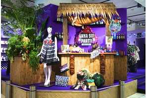 「アナ スイ」で“PARTY”！サングラス姿のキティとのコラボアイテムも登場 画像