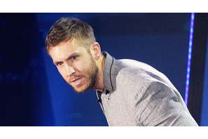 カルヴィン・ハリス、テイラー・スウィフトを非難「葬り去る対象は僕じゃない」 画像