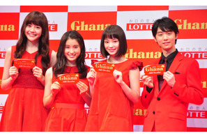 羽生結弦、土屋太鳳＆広瀬すず＆松井愛莉に「結弦くん」と呼ばれ赤面！ 画像