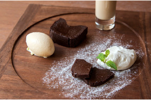 ケンズカフェ東京と初コラボ！南青山レクサスカフェで温度差で楽しむガトーショコラセット提供 画像