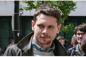 ジャック・オコンネル、故アレキサンダー・マックイーン役に 画像