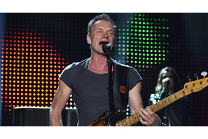 パリ同時多発テロ事件から1年…営業再開の劇場でスティングがライブ 画像