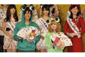 スーパー安産の益若つばさ　妊娠3か月の大沢あかねに安産のススメ 画像