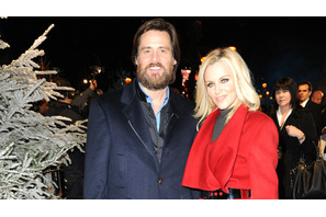 ジム・キャリー、ツイッターで恋人との破局を報告 画像