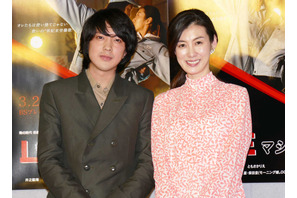 若葉竜也＆ともさかりえ、モー娘。名曲「LOVEマシーン」ダンスに悪戦苦闘 画像