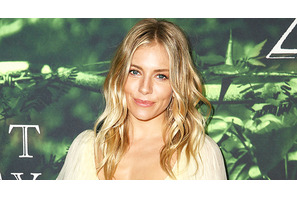 シエナ・ミラー、新作映画で監督から「表現力」を賞賛！ 画像