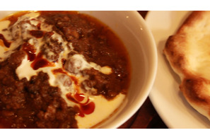 全国屈指のカレー好きが足を運ぶ!? 究極のスパイシーカレーを味わう渋谷「ヘンドリクス カリー バー」 画像