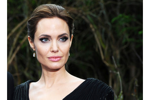 アンジェリーナ・ジョリー、母の日は次男とディナーに 画像