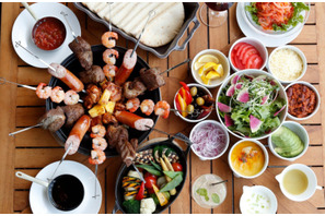 大人数で盛り上がる“夏のギャザリング“！ 「パレスホテル東京」でサマーテラスプラン展開 画像