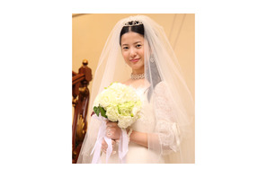 吉高由里子、2年ぶり主演映画でワガママ5マタ女！　ウエディングドレス姿も披露 画像
