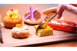 水辺で贅沢アフタヌーン！8種の絶品デザートに舌鼓 画像