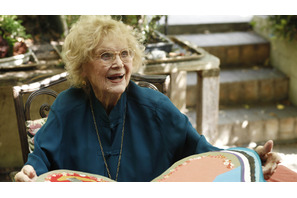 『タイタニック』でヒロインの晩年を演じたG・スチュアート、100歳の大往生 画像