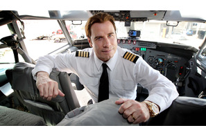 ジョン・トラヴォルタ＆ケリー・レストン夫妻に男児誕生 画像