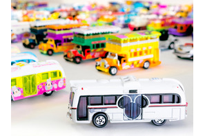 【ディズニー】歴代モデルが約250台大集合！TDRビークルコレクション展示会 画像