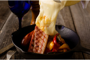 行列のできるチーズ専門店、銀座に進出！夜景をバックにチーズ＆ワインを堪能 画像