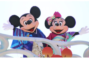 【ディズニー】ハーバーでも戌年をお祝い！シーの「ニューイヤーズ・グリーティング」 画像