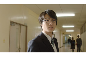 “高杉くん”神木隆之介と「銀魂」高杉晋助が入れ替わる!? 新CM限定OA 画像