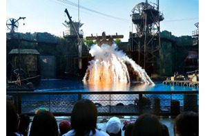 【USJ】人気ショー「ウォーターワールド」が大進化！開業後初の大リニューアル 画像