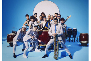 白石麻衣「夏はこれくらい、大胆にいかないと！」さらし姿で和太鼓挑戦 画像