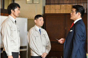 古坂大魔王の熱演に「机にもペンを刺してましたね」の声…「下町ロケット」第3話 画像