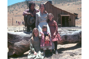 「大草原の小さな家」のオルソン夫人役女優が死去…ローラとネリーが追悼 画像