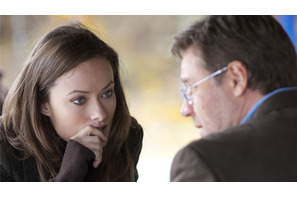 オリヴィア・ワイルド独占コメント到着「ラッセルとの共演は夢が叶ったようなものよ」 画像