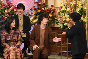 「イノセンス」坂口健太郎＆川口春奈が登場！「行列のできる法律相談所」 画像