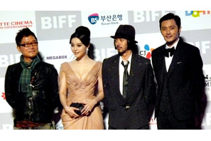 釜山映画祭開幕！　オダギリジョーにチャン・ドンゴン、ファン・ビンビンは衣装替えも 画像