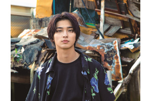 横浜流星、写真集「流麗」が発売前に重版！ 色気溢れる先行カット到着 画像