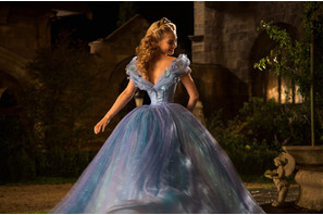 リリー・ジェームズ主演『シンデレラ』放送！高畑充希＆城田優の吹替にも注目 画像