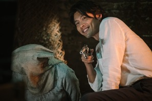 悪役初挑戦ヒョンビン、凄みを利かせる本編映像入手『ザ・ネゴシエーション』 画像