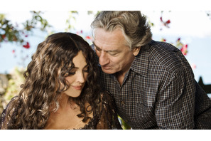 仕事も恋も“生涯現役”！　ロバート・デ・ニーロ×モニカ・ベルッチが語る、愛 画像