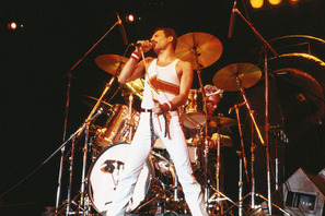 「クイーン」の記念コインが発売 ブライアン・メイ大喜び 画像