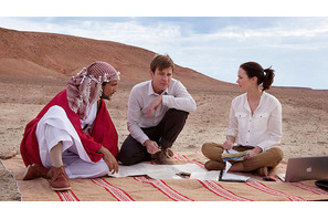 ユアン・マクレガー＆エミリー・ブラント出演『砂漠でサーモン・フィッシング』放送 画像