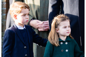 ウィリアム王子＆キャサリン妃、母の日にジョージ王子＆シャーロット王女の新画像公開 画像