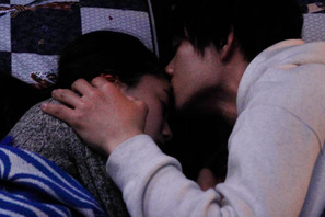 佐野勇斗の切ないキスに「胸が苦しい」…「僕だけが17歳の世界で」涙必至の第7話に反響 画像