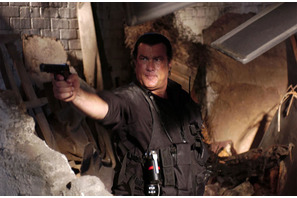 スティーヴン・セガール、戦友の仇を討ちその家族を救う…午後ロー『沈黙の傭兵』放送 画像