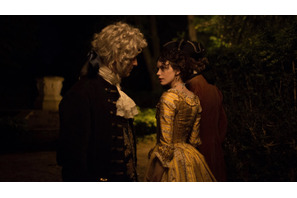 ステイシー・マーティン、伝説のプレイボーイを大胆に翻弄…『カサノバ』予告編 画像