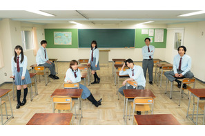 本田翼＆新田真剣佑＆早乙女太一ら制服ビジュアル公開、本編映像も「リモートで殺される」 画像