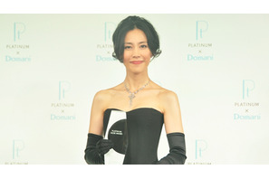 木村佳乃、プラチナ・ジュエリーを「娘にも受け継いでいきたい」 画像