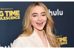 Netflixが新ミュージカル映画『不思議の国のアリス』製作、サブリナ・カーペンターが主演 画像